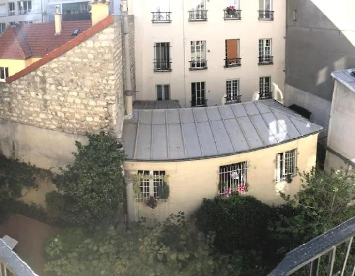 Design Suite In Really Central Of Paris Daire