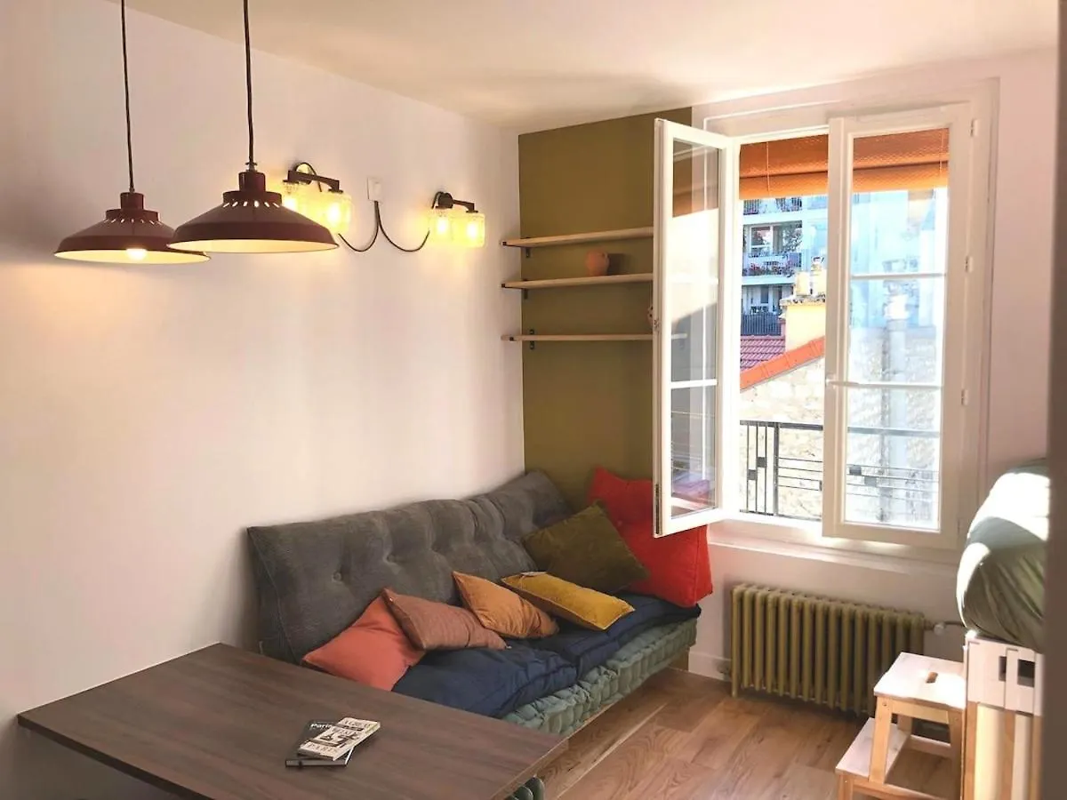 Apartman Design Suite In Really Central Of Párizs