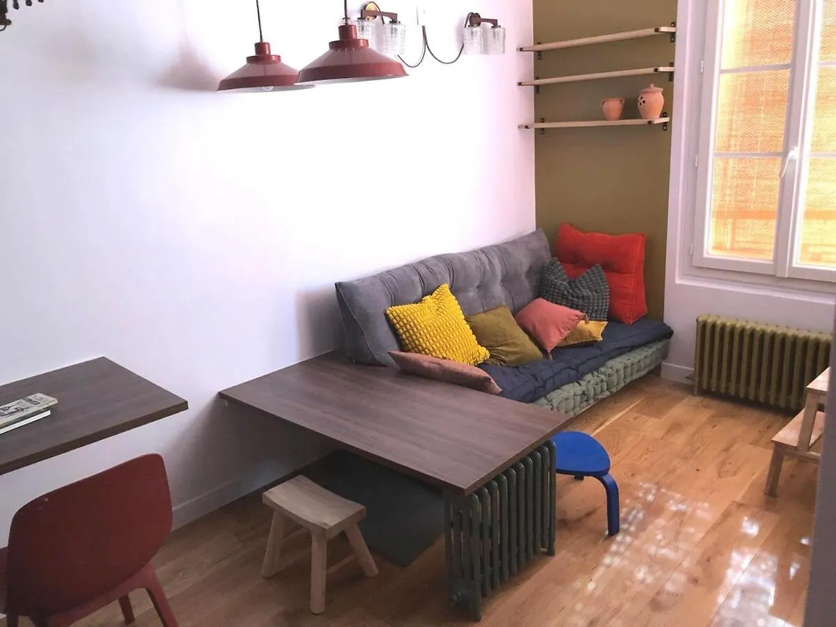 Design Suite In Really Central Of Париж Франция